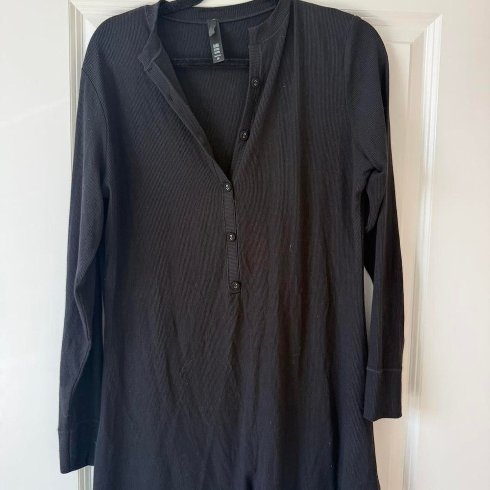 Skims Long Sleeve Henley Romper 2X Black Excellent